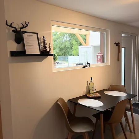 Tiny House Am Goldbach * Halberstadt